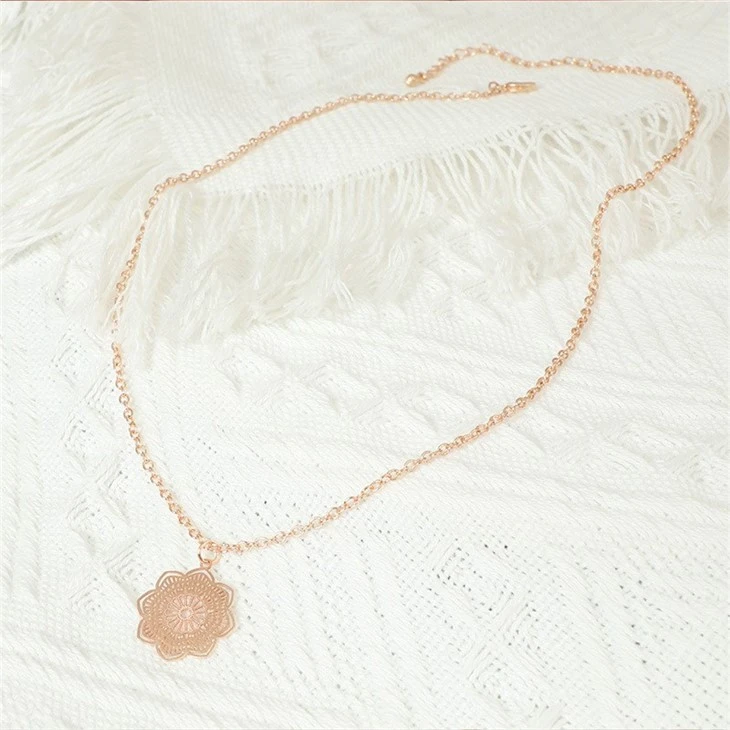 Filigree Flower Necklace