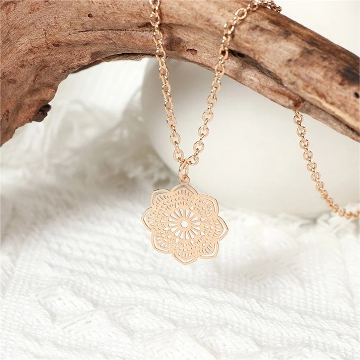 Filigree Flower Necklace