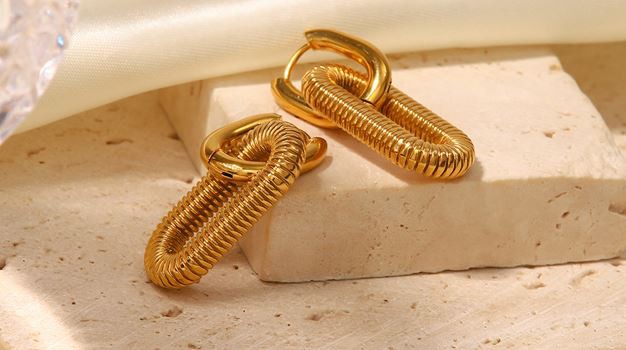 Øreringe i rustfrit stål